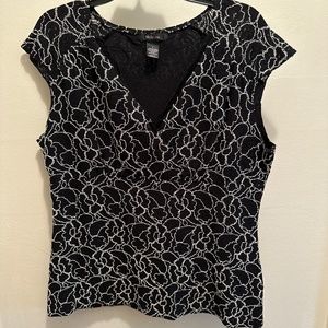 Style & Co. size large vintage top black& white